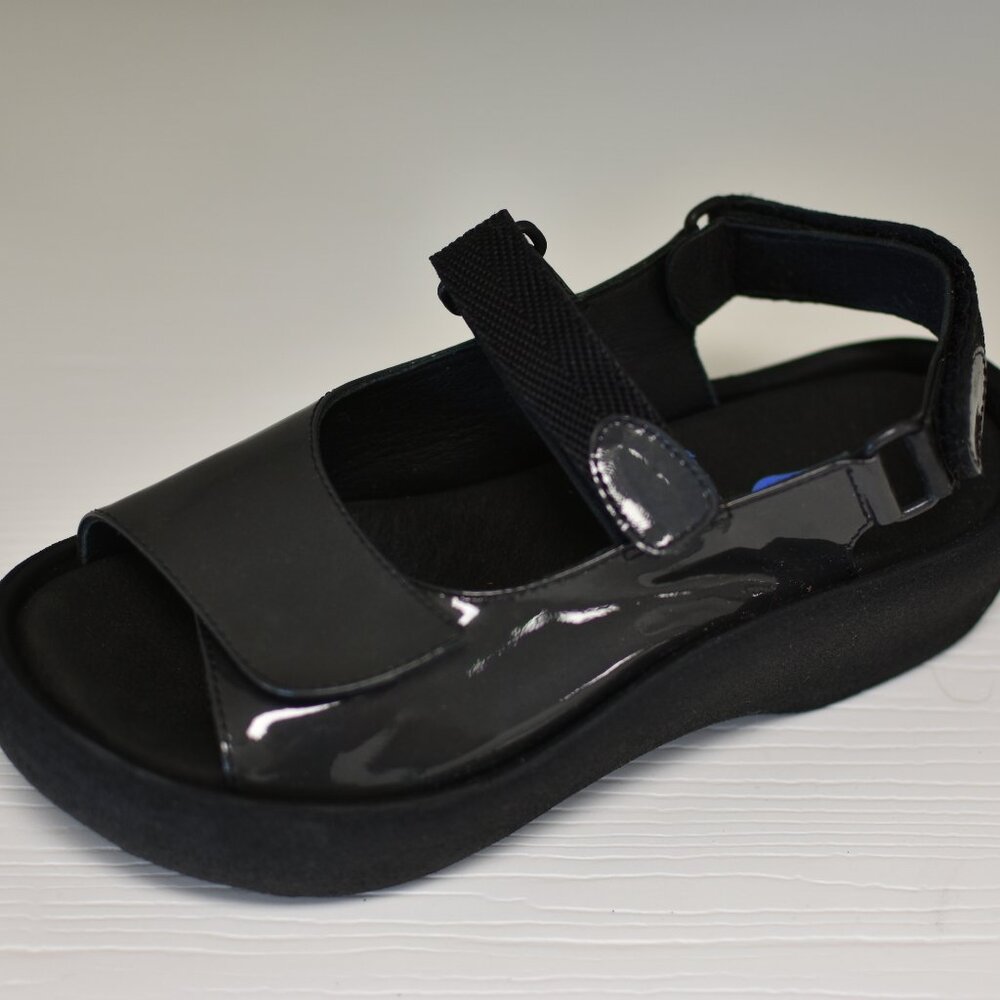 Wolky Jewel Anthracite Patent Leather in euro 36